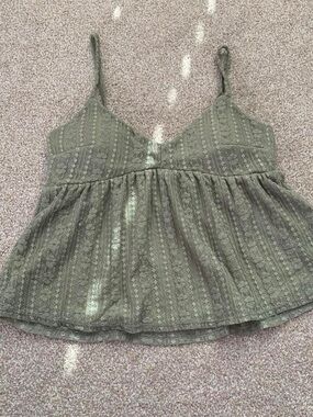 Derek Heart Olive Green Lace-Trim Cropped Cami